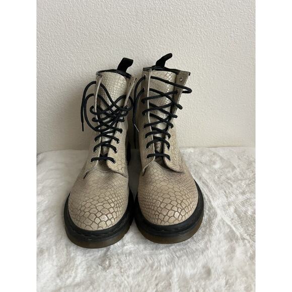 DR MARTENS women hi shine Snake print Boots Size 11 - Picture 2 of 14